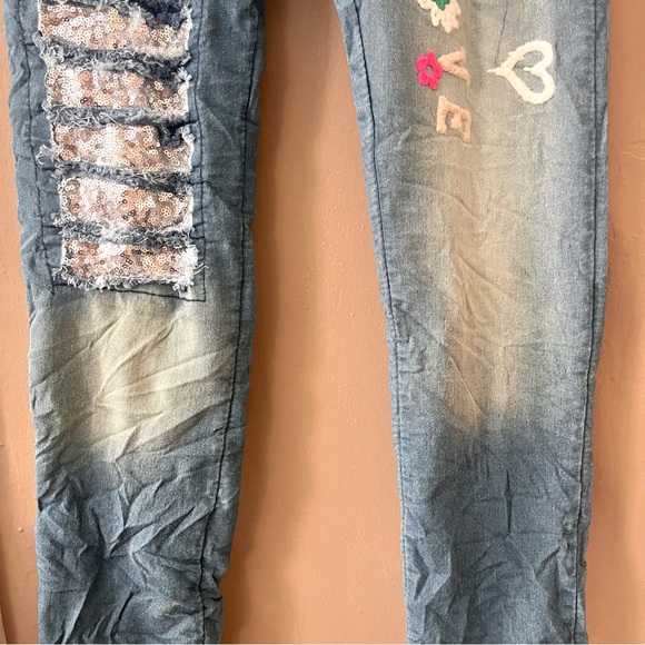 🏷️🆕🎉 totw • soft denim embroidered sequin & love pullon drawstring pants - Picture 6 of 16